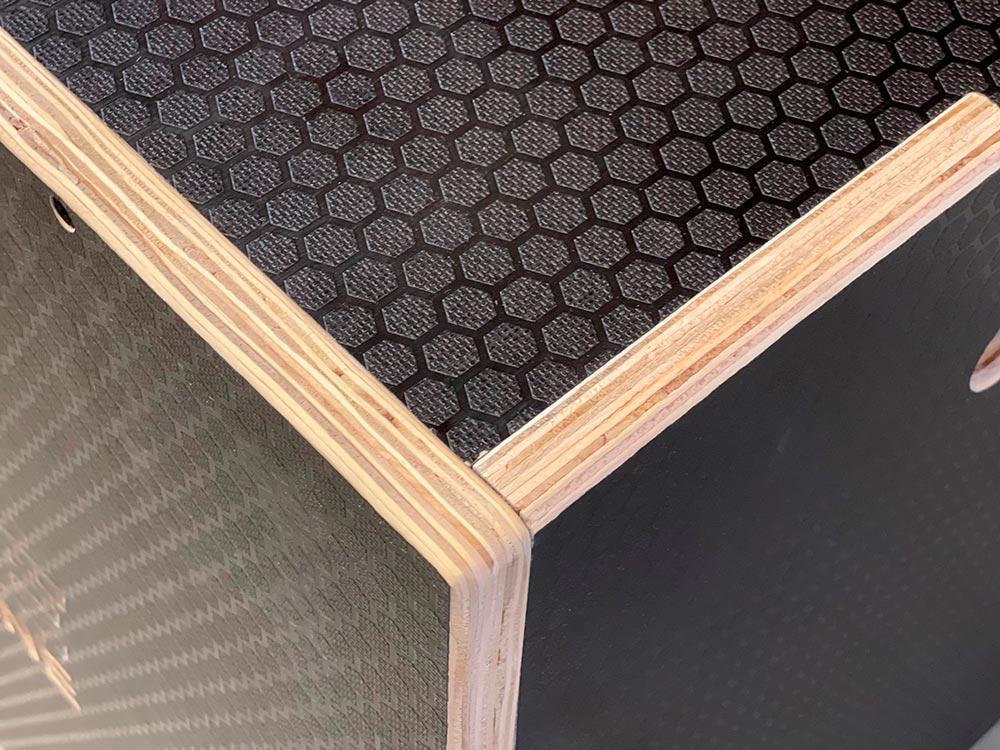 Wrange Pro Line puidust Plyo box must. Tootekood: PLwoodenplyo 4