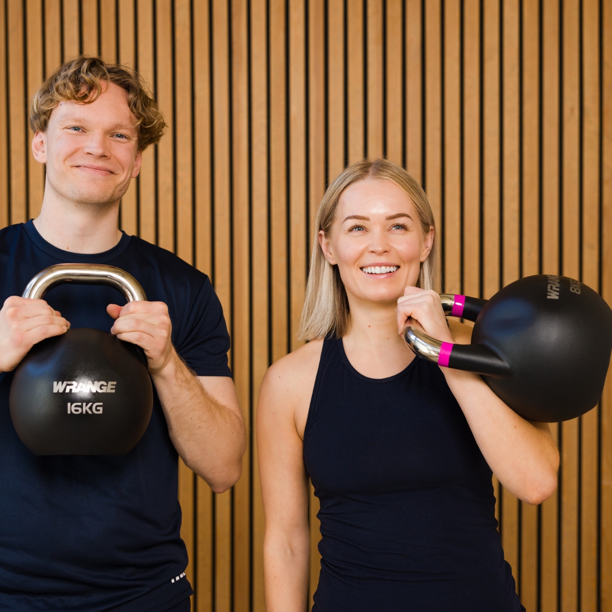 UUS must Wrange mattmust võistlussangpomm_Fysioline veebipood